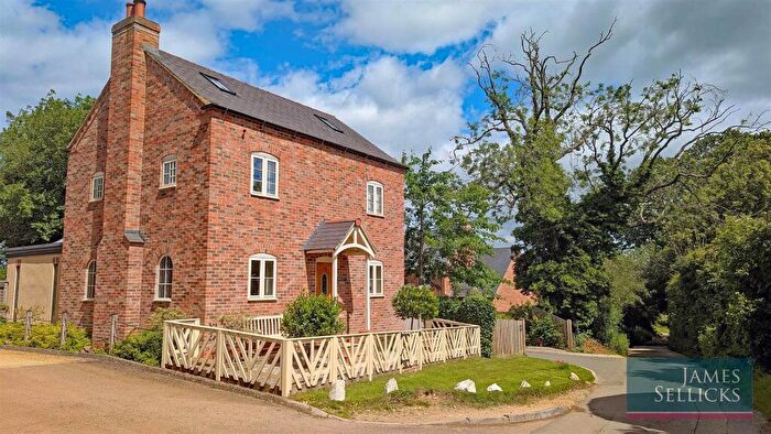 4 Bedroom Detached House For Sale In Edgeworth House, Husbands Bosworth, Lutterworth, LE17