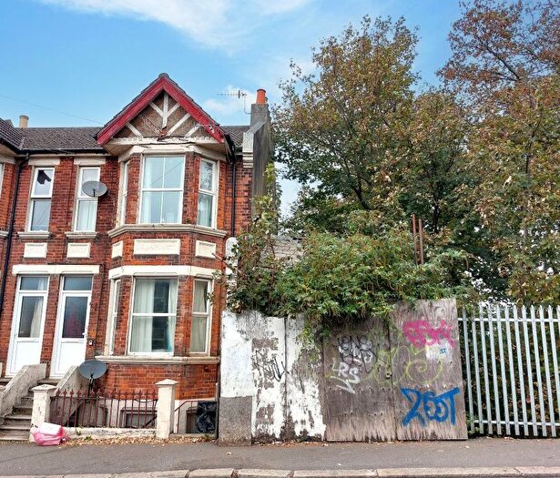 End Of Terrace House For Sale In Mount Pleasant Road, Hastings, TN34