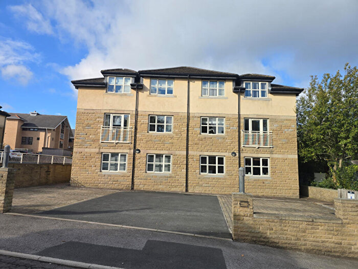 2 Bedroom Flat For Sale In The Grange, Beever Lane, Barnsley, South Yorkshire, S75
