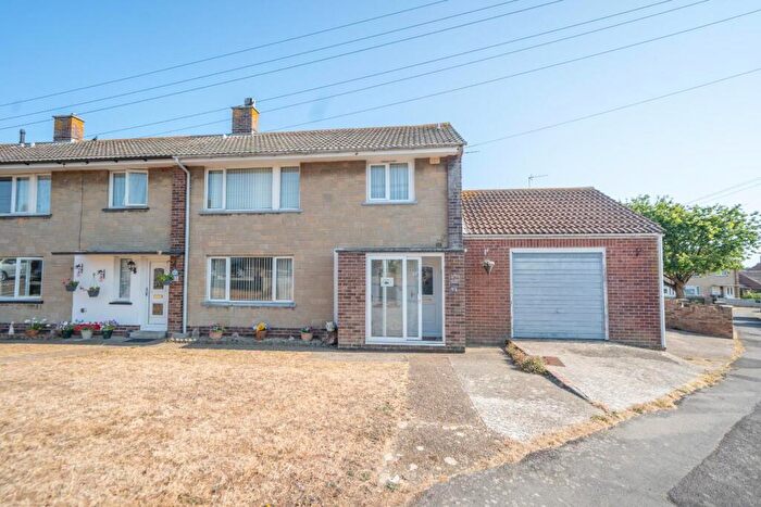 3 Bedroom Semi Detached House For Sale In Marshallsay Road, Chickerell, Weymouth, DT3
