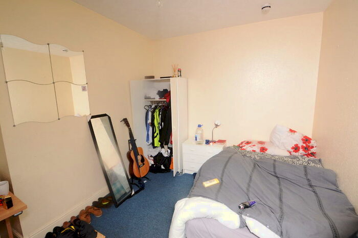 5 Bedroom Detached House To Rent In Landcross Road, Fallowfield, Manchester, M14