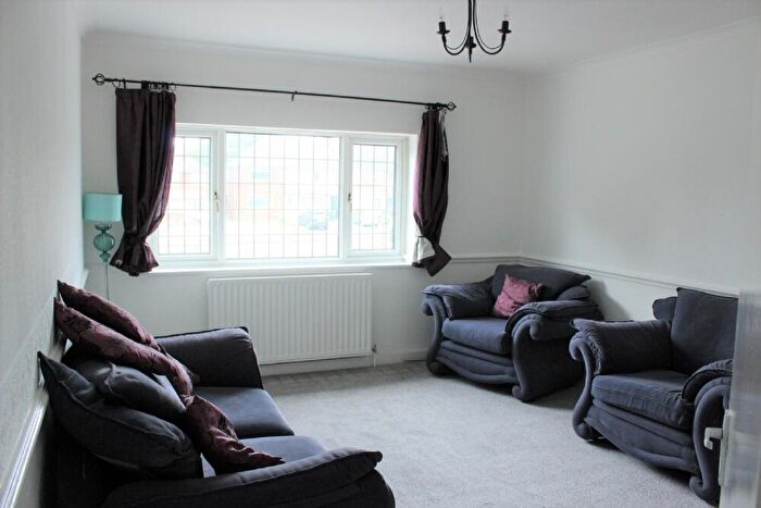 1 Bedroom Flat To Rent In Questlett Rd, Great Barr, Birmingham, B43