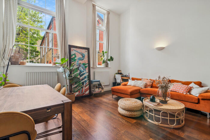 1 Bedroom Flat To Rent In Ecclesbourne Road, Canonbury, N1