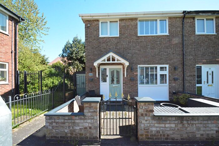 3 Bedroom End Of Terrace House For Sale In Pailin Drive, Droylsden, M43