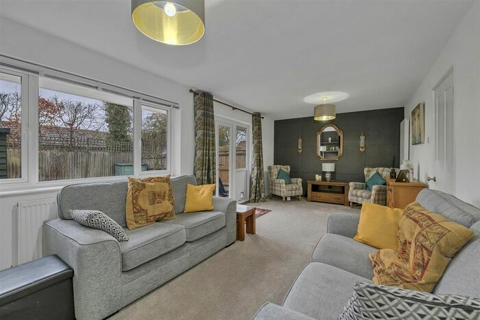 3 Bedroom Semi-Detached House For Sale In The Croft, Bardwell, Bury St. Edmunds, IP31