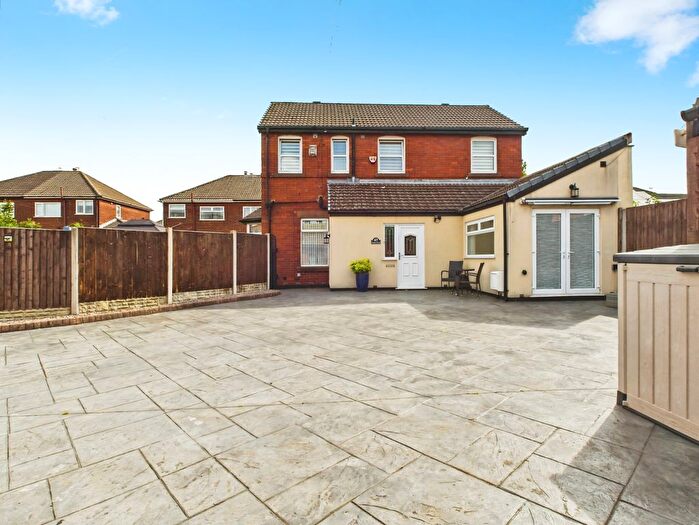 3 Bedroom Detached House For Sale In Poplar Road, Haydock, WA11
