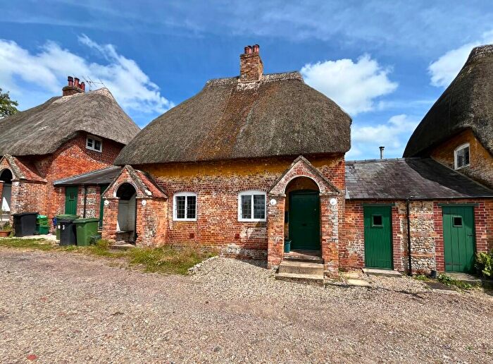 2 Bedroom Semi-Detached House For Sale In Leverton, Hungerford, RG17