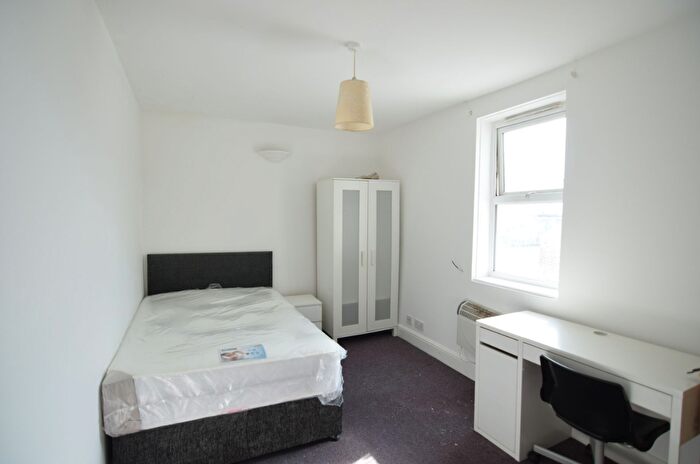 1 Bedroom Studio To Rent In Devonshire Place, Brighton, BN2