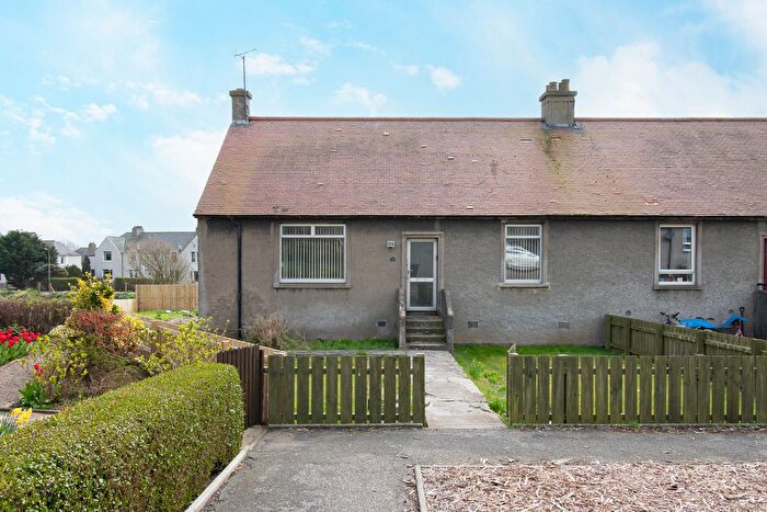 3 Bedroom Terraced Bungalow For Sale In Golden Acre, Johnshaven, DD10