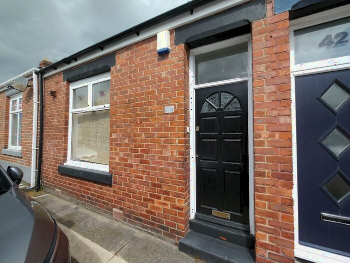 2 Bedroom Cottage To Rent In Kitchener Street, Sunderland, SR4