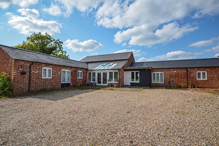 3 Bedroom Barn Conversion To Rent In Ketteringham, NR18