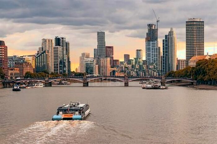 2 Bedroom Flat To Rent In Rm/Apartment Millbank, London, SW1P