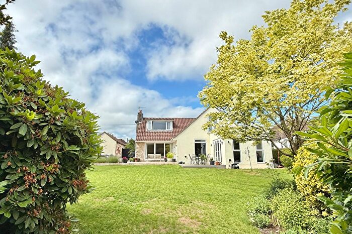 5 Bedroom Detached House For Sale In Oaks Drive, St. Leonards, BH24