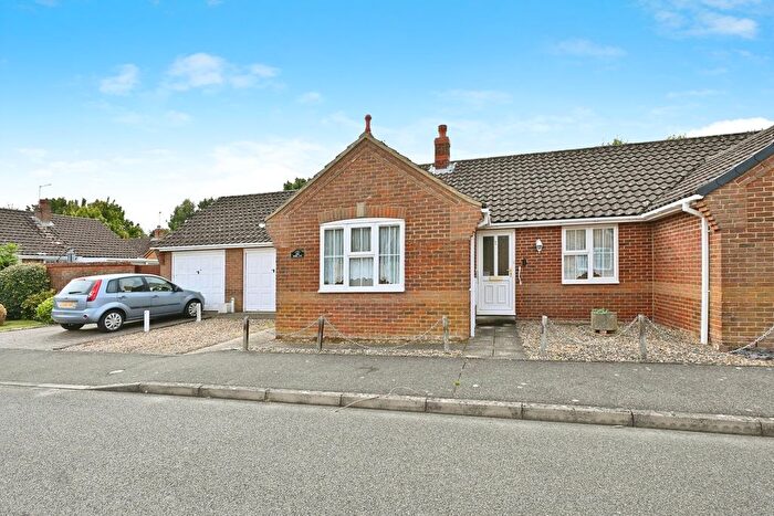 2 Bedroom Semi-Detached Bungalow For Sale In Shire Avenue, Spalding, PE11