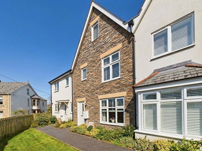 4 Bedroom Terraced House For Sale In New Park Road, Wadebridge, Cornwall, PL27
