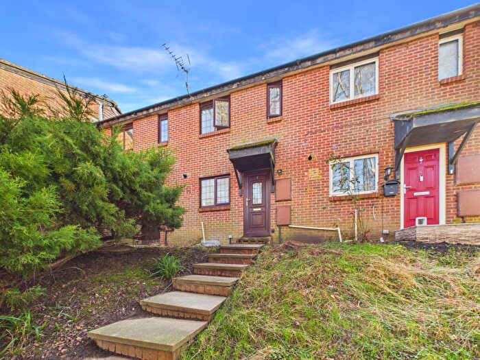 2 Bedroom Terraced House For Sale In Bishopstone Walk, Crawley, RH11