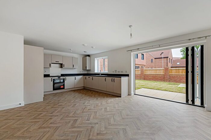 4 Bedroom Semi-Detached House To Rent In Leaf Living At Allium Park, Guildford, Ef, GU23