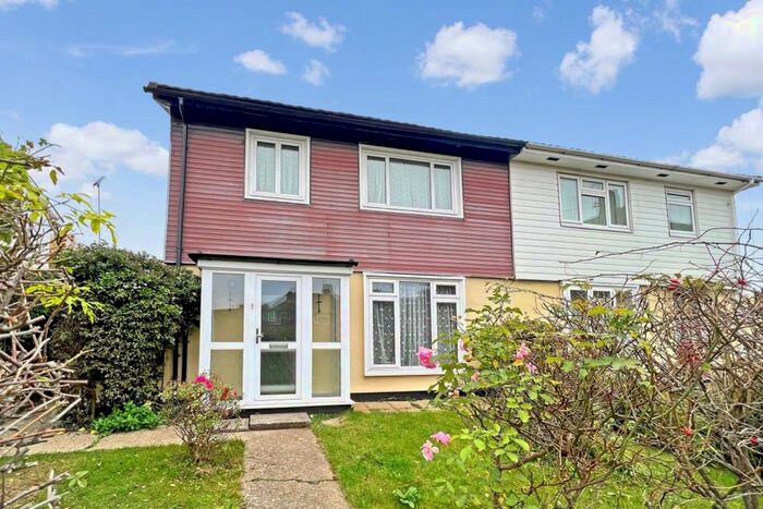 3 Bedroom Property To Rent In Tobruk Road, Chelmsford CM1