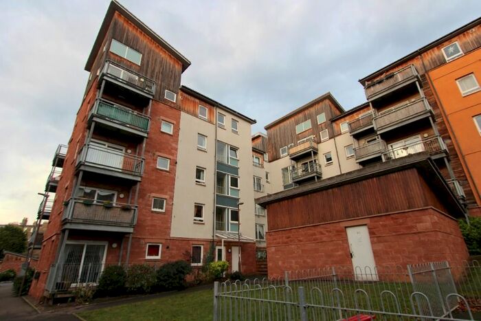 2 Bedroom Flat To Rent In Albion Gardens, Easter Road, Edinburgh, EH7