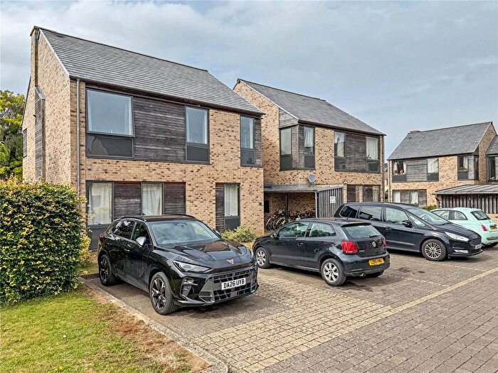 2 Bedroom Flat To Rent In Showground Close, Trumpington, Cambridge, Cambridgeshire, CB2