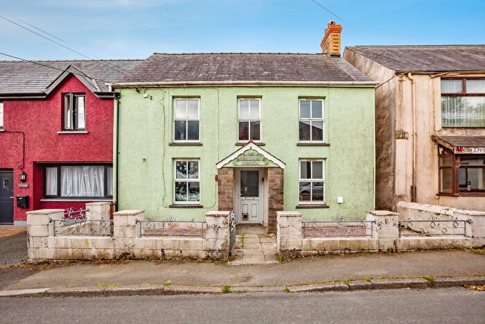 4 Bedroom Semi-Detached House For Sale In Station Road, Crymych, Pembrokeshire, SA41