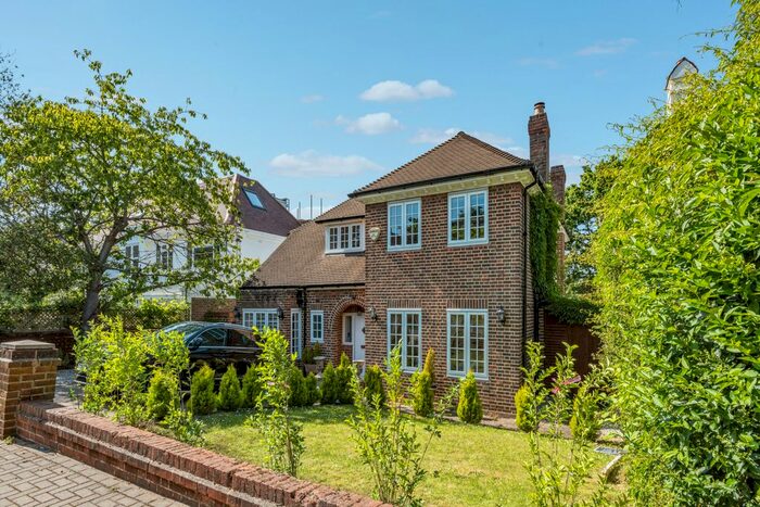5 Bedroom Detached House To Rent In Granard Avenue, Putney, SW15