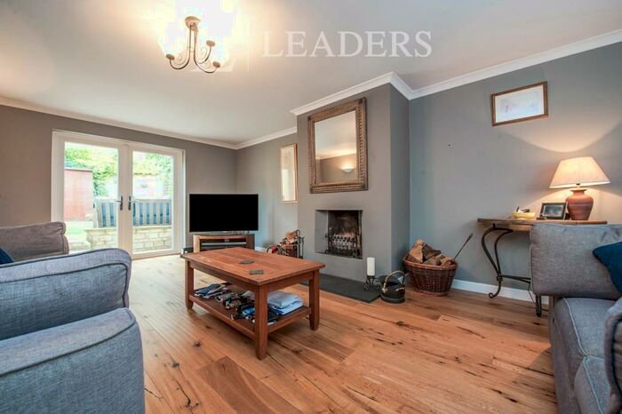 4 Bedroom Detached House To Rent In Church Street, Cirencester, GL7