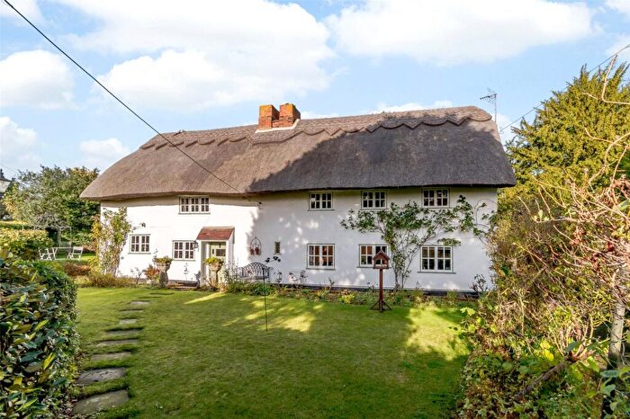 3 Bedroom Detached House For Sale In Hartley Green, Hartley, Longfield, Kent, DA3