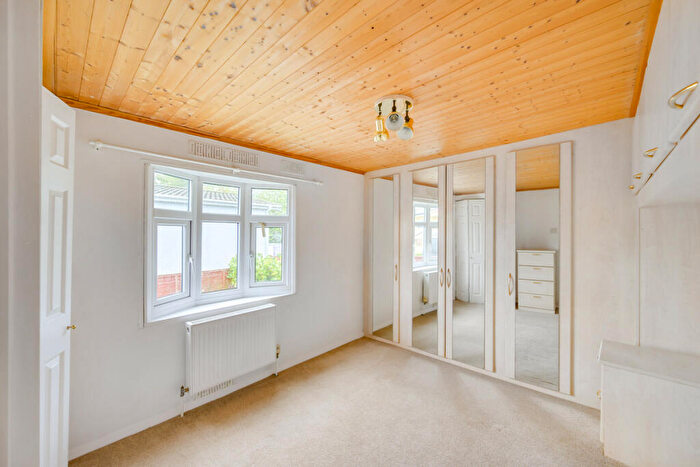2 Bedroom Detached Bungalow For Sale In New Green Park, Coventry, CV2
