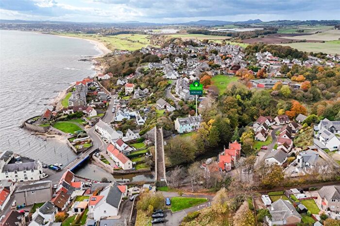 2 Bedroom Flat For Sale In Burnbrae Terrace, Lower Largo, Leven, Fife, KY8