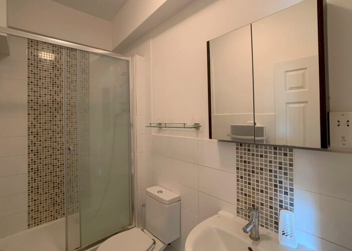 1 Bedroom Flat To Rent In Market Place, Wantage, OX12