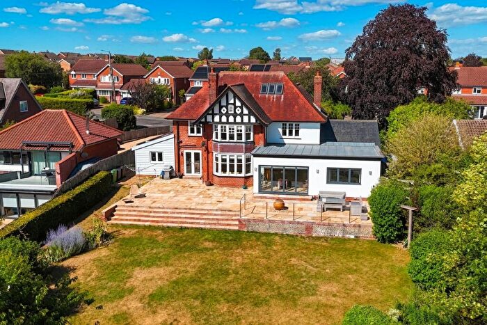 5 Bedroom Detached House For Sale In Chapel Lane, Wymondham, NR18