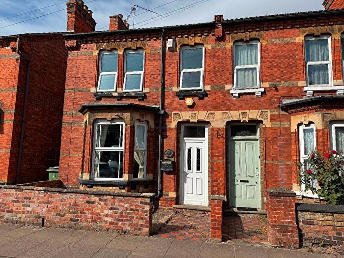 4 Bedroom Semi-Detached House To Rent In Alexandra Road, Wisbech, PE13