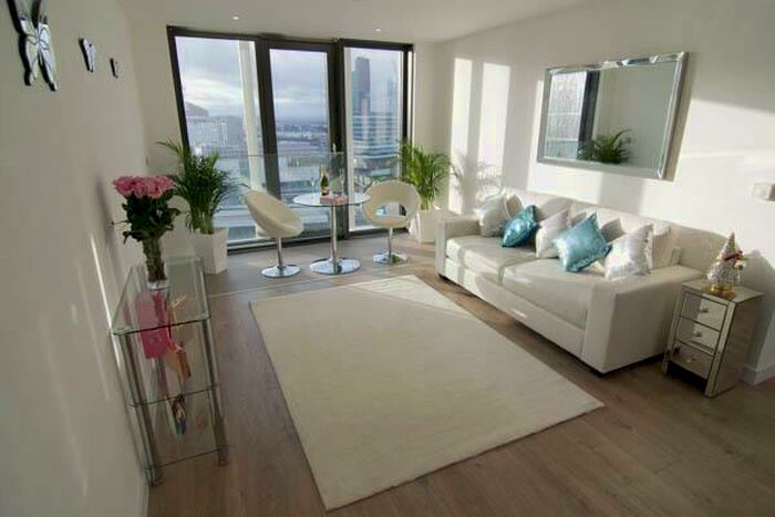 1 Bedroom Flat To Rent In Stratosphere Tower, Great Eastern Road, London, E15