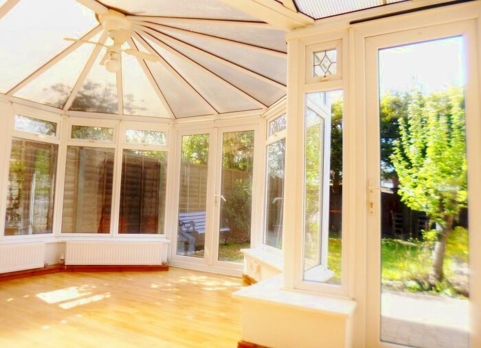 3 Bedroom Semi-Detached House To Rent In Berkeley Close, Abbots Langley, WD5