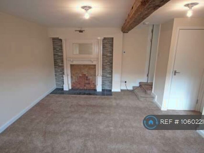 2 Bedroom Flat To Rent In Backway Road, Bicester, OX26