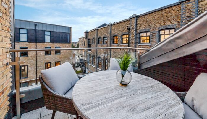 2 Bedroom Flat To Rent In Oxford Penthouse, Palace Wharf, Rainville Road, London, W6