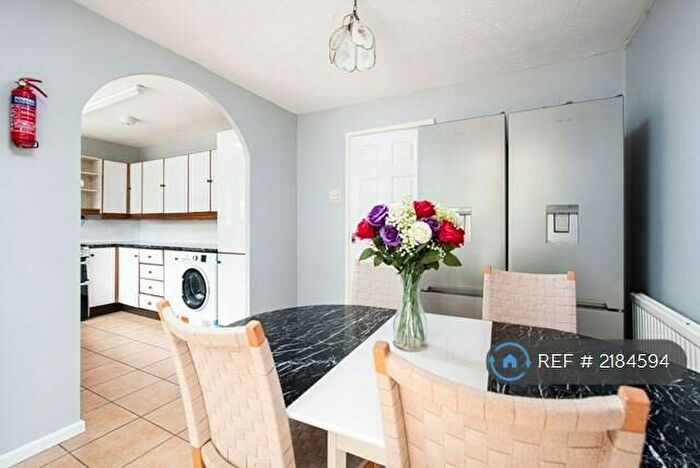 6 Bedroom Detached House To Rent In Highfields Close, Stoke Gifford, Bristol, BS34