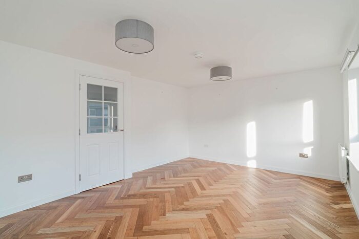 3 Bedroom Town House For Sale In Walford Drive, Portobello, Edinburgh, EH15