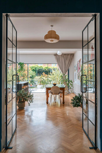 3 Bedroom Terraced House For Sale In Woodlands Road, London, E11