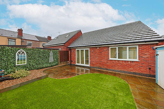2 Bedroom Detached Bungalow For Sale In Egstow Street, Clay Cross, Chesterfield, S45