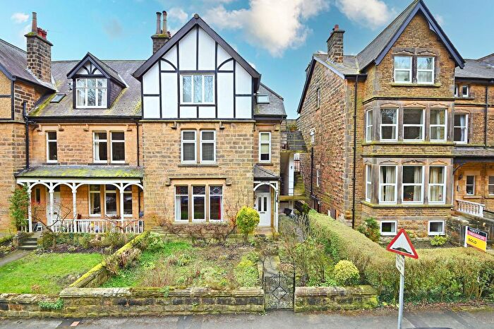 1 Bedroom Flat For Sale In Harlow Moor Drive, Harrogate, HG2