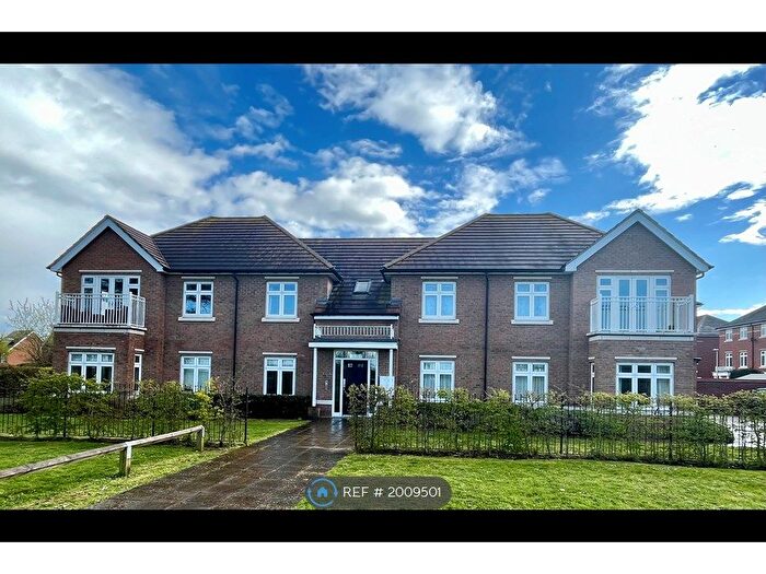 2 Bedroom Flat To Rent In The Orangery, Earley, Reading, RG6