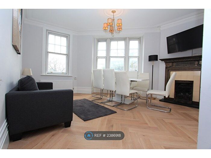 4 Bedroom Flat To Rent In Warwick Mansions, London, NW3