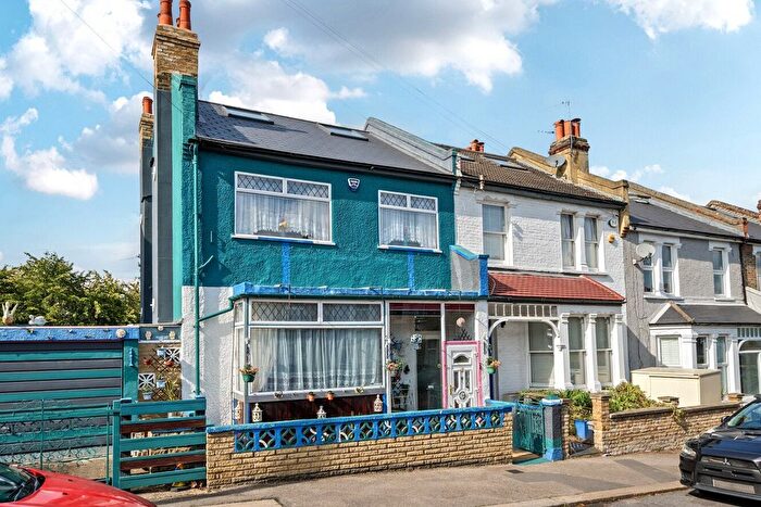 4 Bedroom End Terrace House For Sale In Crofton Park Road, Brockley, London, SE4