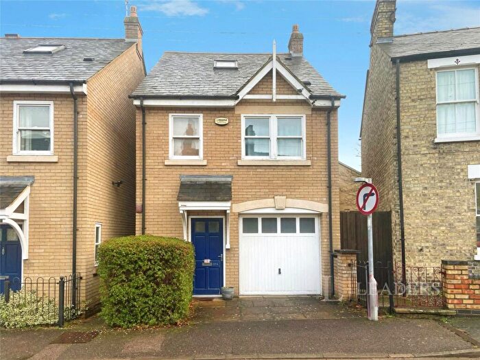 4 Bedroom Detached House For Sale In Godesdone Road, Cambridge, Cambridgeshire, CB5