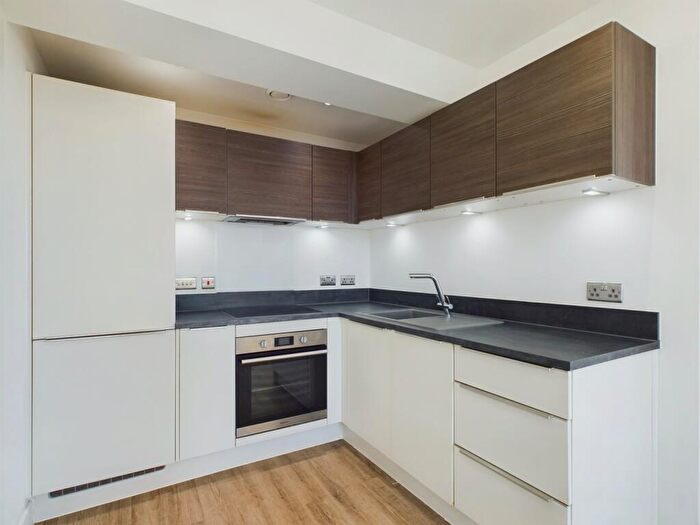 2 Bedroom Apartment To Rent In Clifton House, Broadway, Peterborough, PE1