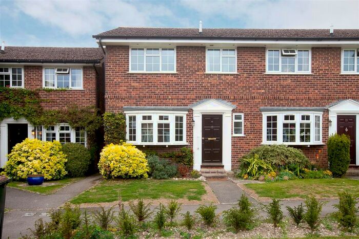 3 Bedroom End Terrace House To Rent In St. Marys Court, Sixpenny Handley, SP5