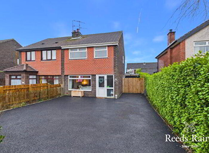 3 Bedroom Semi-Detached House For Sale In Windermere Road, Carrickfergus, BT38