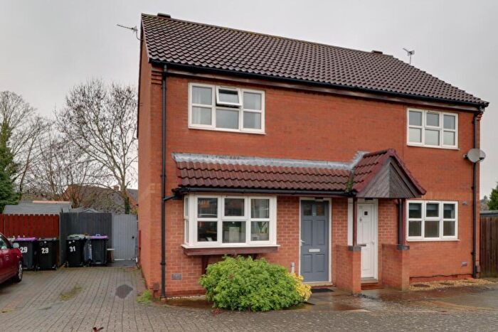 2 Bedroom Semi Detached House For Sale In Holden Way, Great Gonerby, Grantham, Lincs, NG31